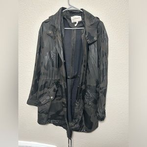 Great for a light rain jacket, warm and stylish at the same time.